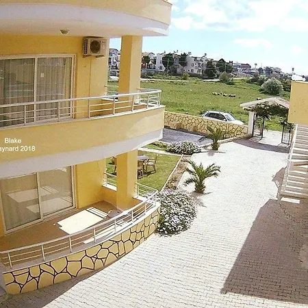 A & J - Aegean Heights - Ground Floor 아파트